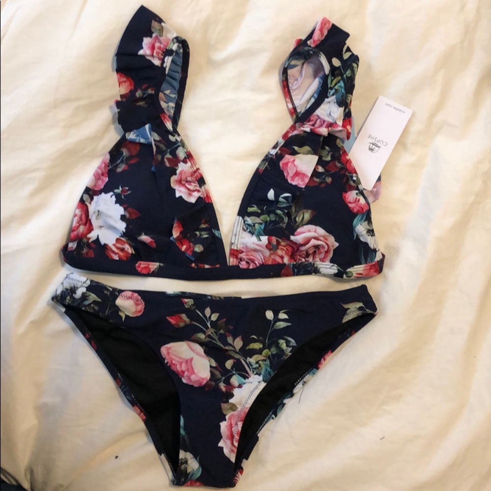 Ruffled floral bikini